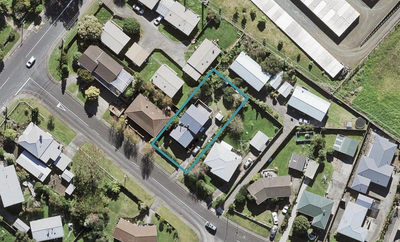 4 Harmel Road, Glendene, Auckland - Carousel 1