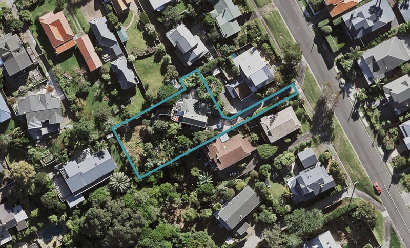 40A Palmerston Road, Birkenhead, Auckland - Carousel 1