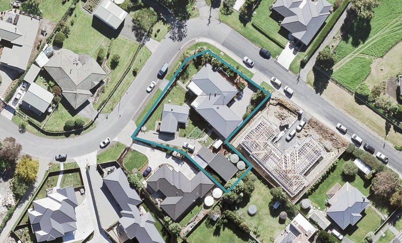 7 Gumdiggers Lane, Riverhead, Riverhead - Carousel 1