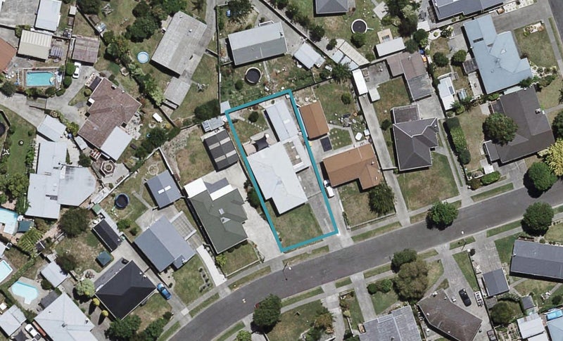 9 Davidson Avenue, Pirimai, Napier - Carousel 1