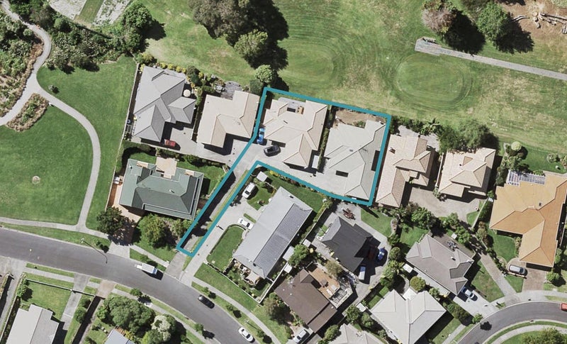1/39 West Fairway, Golflands, Auckland - Carousel 1