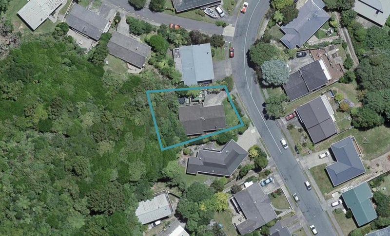 26 Westhaven Drive, Tawa, Wellington - Carousel 1