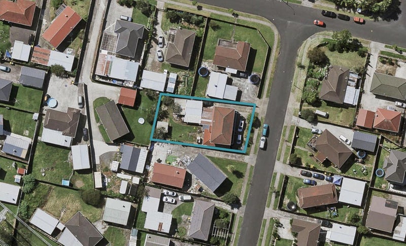 3 Darnell Crescent, Clover Park, Auckland - Carousel 1