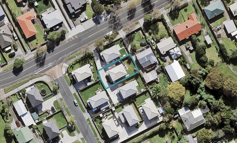 58A Avondale Road, Avondale, Auckland - Carousel 1