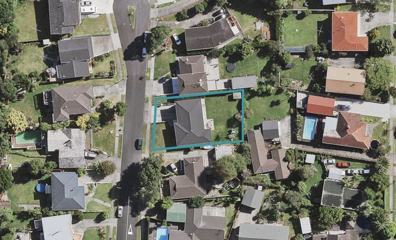 3 Iorangi Place, Hillpark, Auckland - Carousel 1