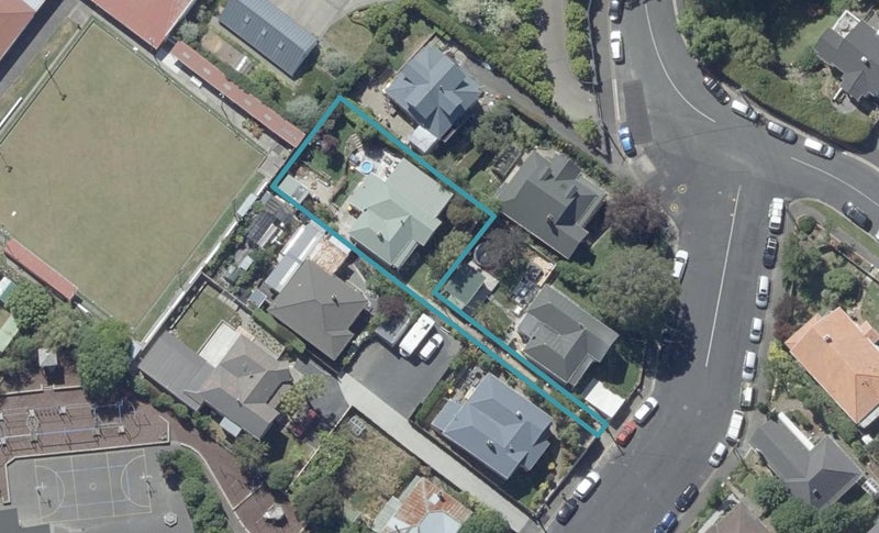 27 Passmore Crescent, Maori Hill, Dunedin - Carousel 1