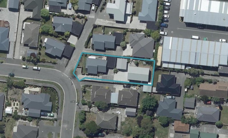 2/80 Willryan Avenue, New Brighton, Christchurch - Carousel 1