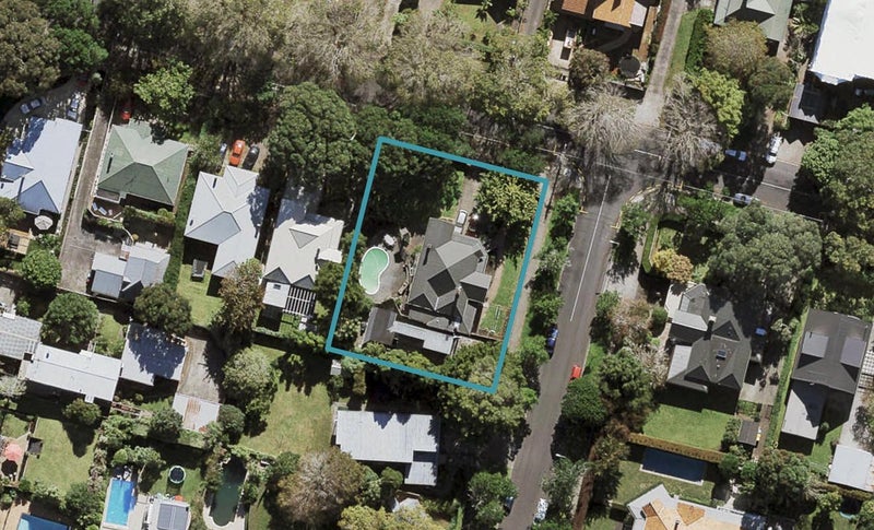 1 Coronation Road, Epsom, Auckland - Carousel 1