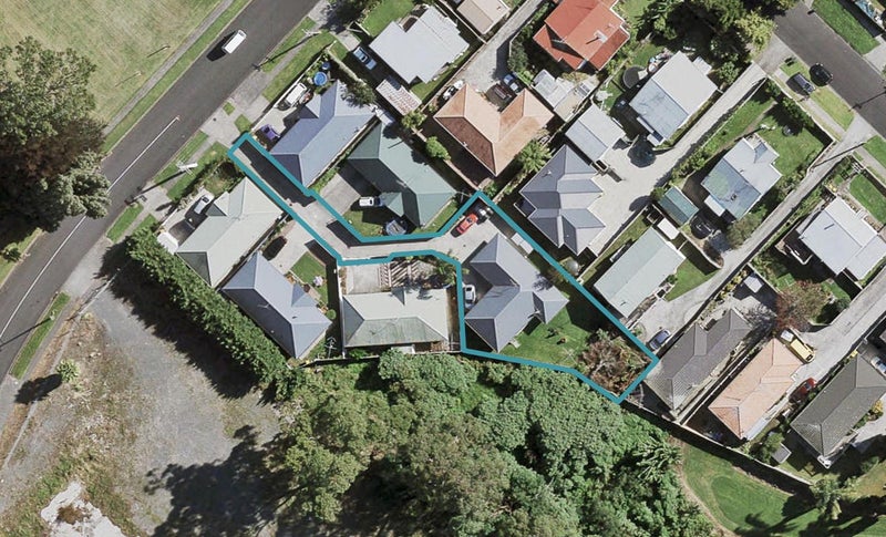115 Kindergarten Drive, Conifer Grove, Takanini - Carousel 1