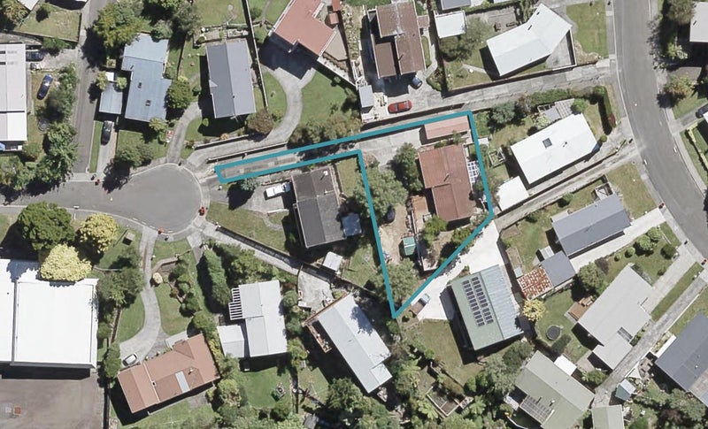 16 Radiata Grove, Brown Owl, Upper Hutt - Carousel 1