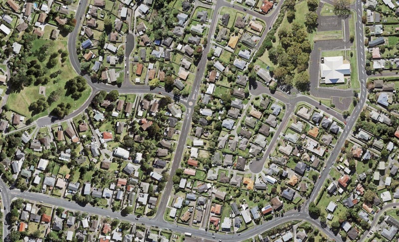 2/14 Hewlett Road, Massey, Auckland - Carousel 1