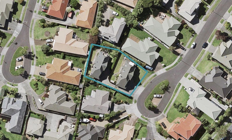 2/25 Ambleside Drive, Northpark, Auckland - Carousel 1