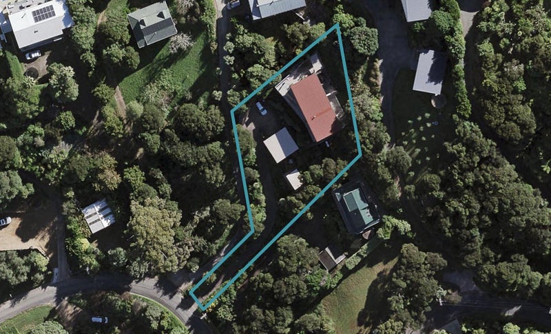 24A View Road, Ostend, Waiheke Island - Carousel 1