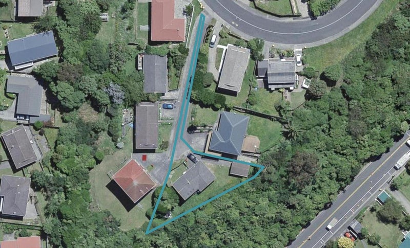 32 Percy Dyett Drive, Karori, Wellington - Carousel 1