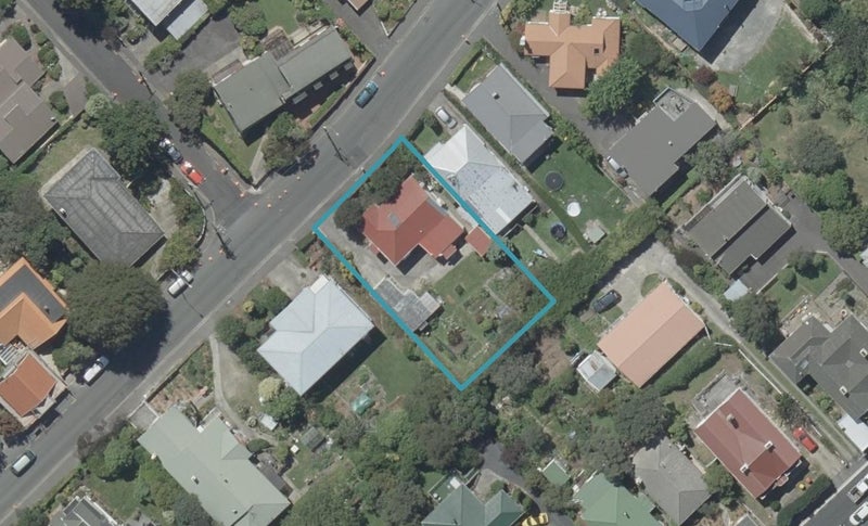 14 Signal Hill Road, Opoho, Dunedin - Carousel 1