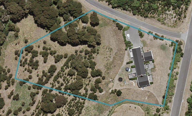 16 Heipipi Drive, Eskdale - Carousel 1