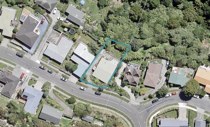 120 Tirohanga Road, Tirohanga, Lower Hutt - Carousel 1