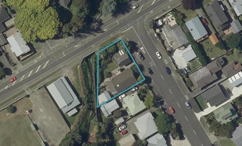 4 Shamrock Street, Takaro, Palmerston North - Carousel 1