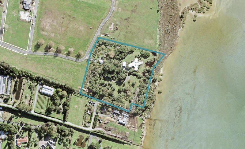 49 Sandpiper Avenue, Point Wells - Carousel 1