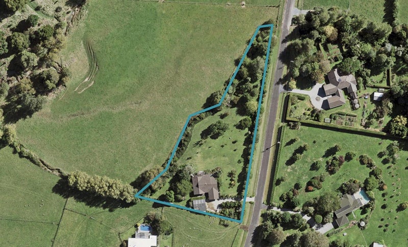35 Jack Paterson Road, Papakura - Carousel 1
