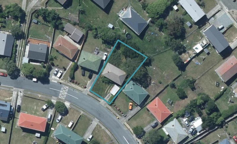 21 Kalingo Street, Waitangirua, Porirua - Carousel 1