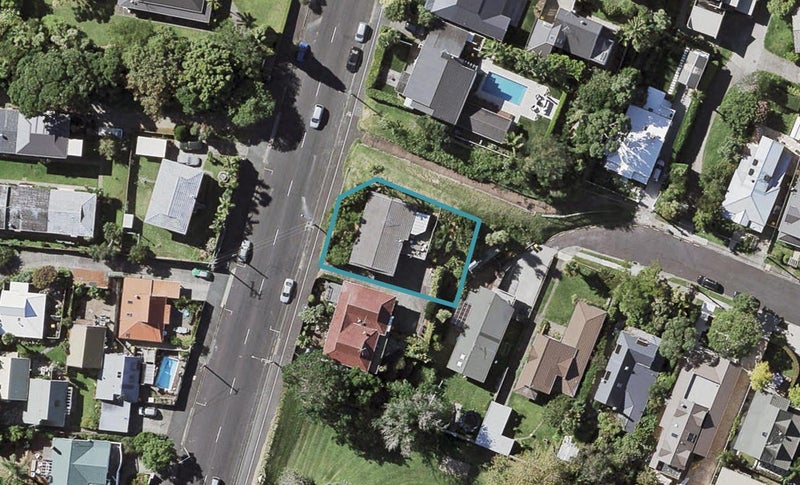 32 Vauxhall Road, Devonport, Auckland - Carousel 1