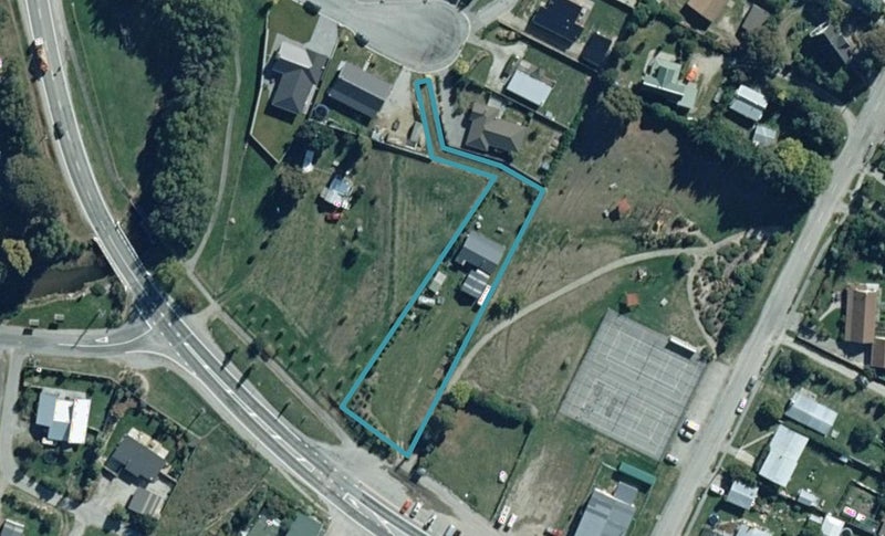 4 Alice Burn Drive, Cromwell - Carousel 1