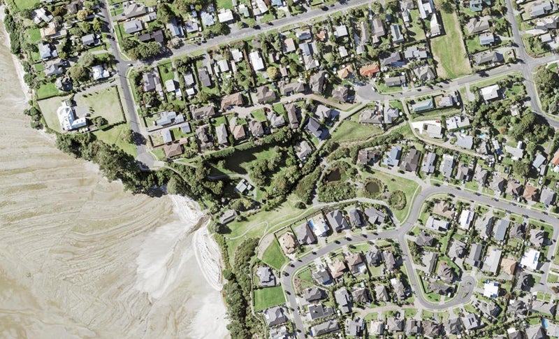 5 Belisi Way, Beachlands, Auckland - Carousel 1