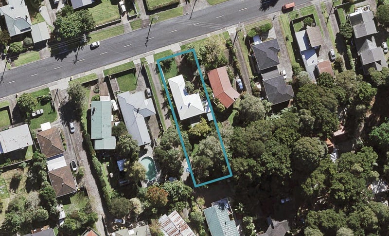 21 Moore Street, Hillcrest, Auckland - Carousel 1