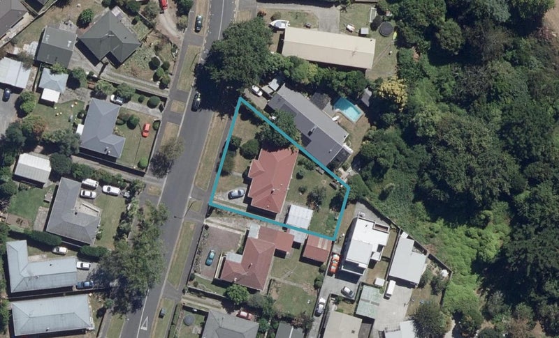 6 Helena Road, Hillcrest, Hamilton - Carousel 1