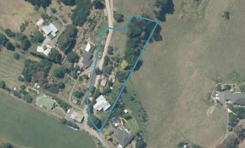 92 Fryer Road, Poraiti, Napier - Carousel 1