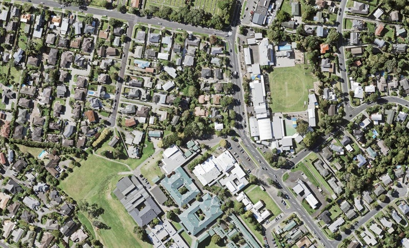 5/17 Sandspit Road, Cockle Bay, Auckland - Carousel 1