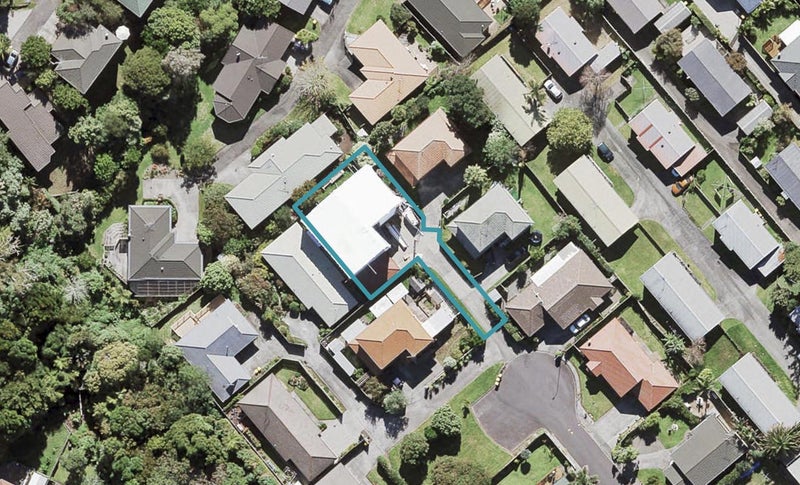 7 Davern Lane, New Lynn, Auckland - Carousel 1