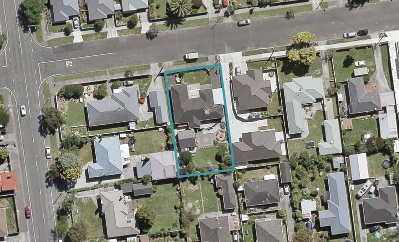 2 Elm Street, Ebdentown, Upper Hutt - Carousel 1