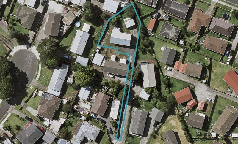 14A Ulay Place, Clover Park, Auckland - Carousel 1