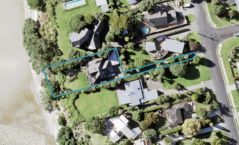 11A Puriri Road, Beachlands, Auckland - Carousel 1