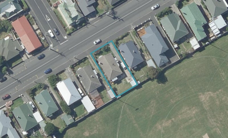 251 Macandrew Road, Forbury, Dunedin - Carousel 1