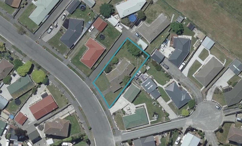 45 St Heliers Crescent, Aranui, Christchurch - Carousel 1