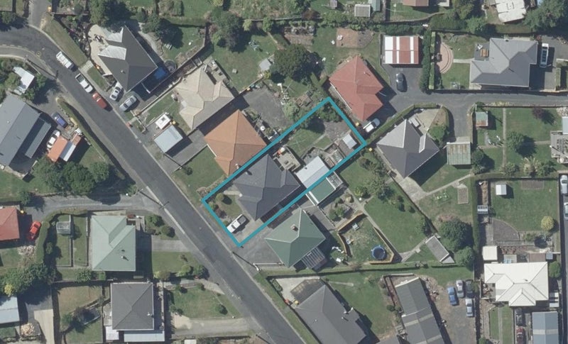 3 Lethaby Street, Abbotsford, Dunedin - Carousel 1