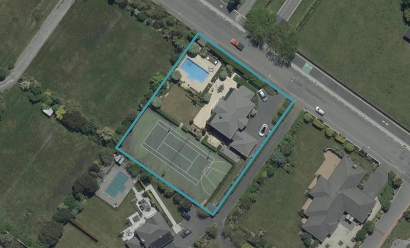 60 Grassmere Street, Papanui, Christchurch - Carousel 1