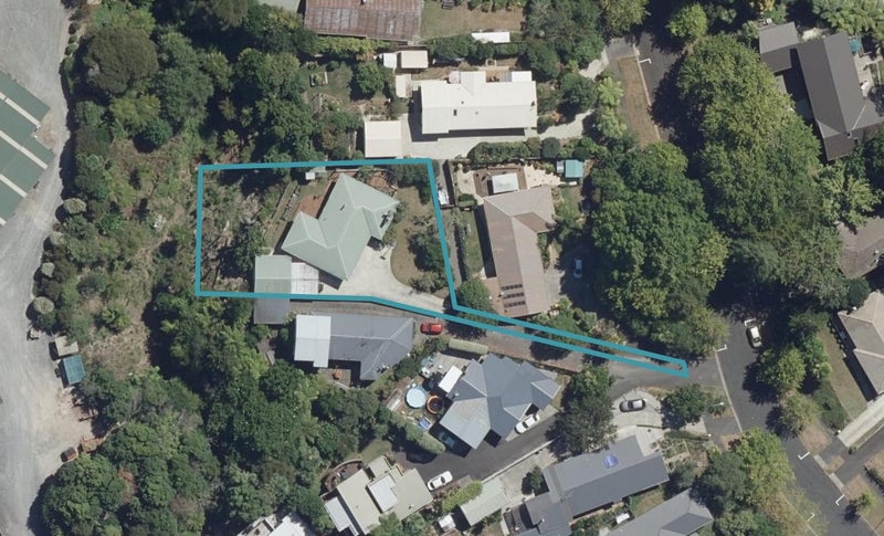 21 McNicol Street, Fairfield, Hamilton - Carousel 1