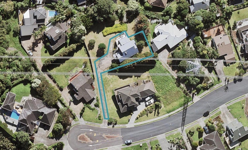 17 Strathnaver Crescent, Lynfield, Auckland - Carousel 1