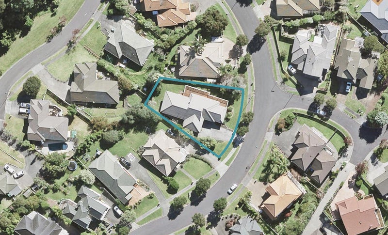 12 Woodridge Avenue, Northcross, Auckland - Carousel 1