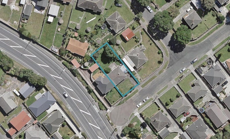 29 Athlone Crescent, Avalon, Lower Hutt - Carousel 1