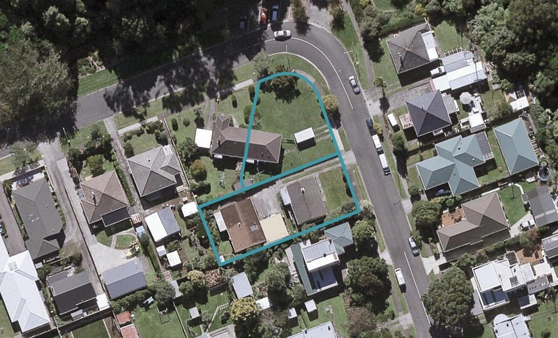 4 Somerset Street, Brooklands, New Plymouth - Carousel 1