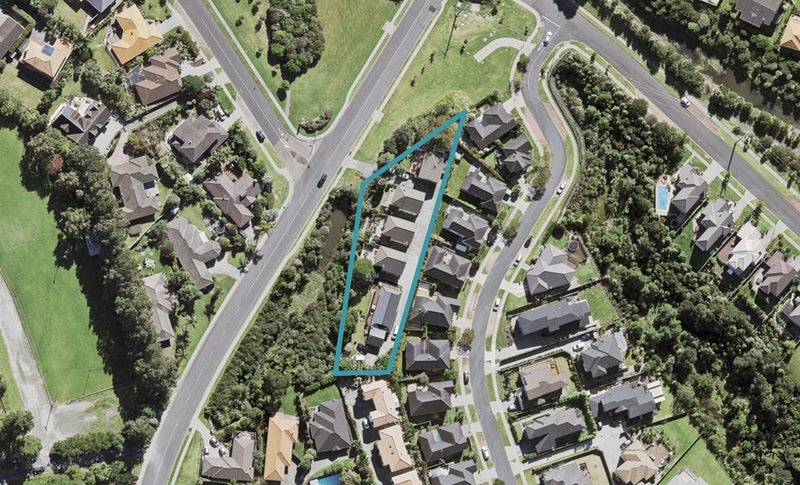 5/31 Orwell Road, Greenhithe, Auckland - Carousel 1