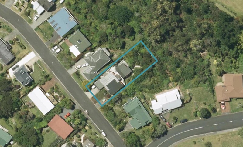 4 Tui Grove, Paihia, Paihia - Carousel 1