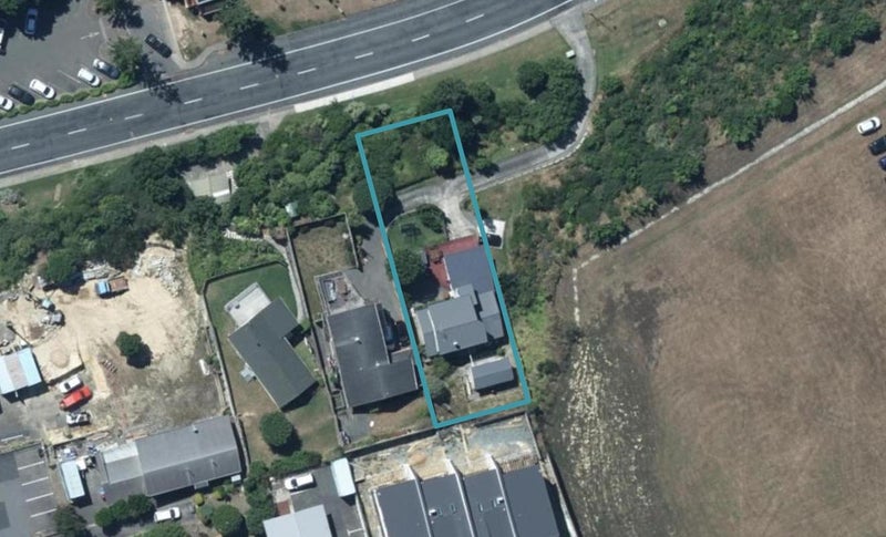 16 Papakowhai Road, Papakowhai, Porirua - Carousel 1