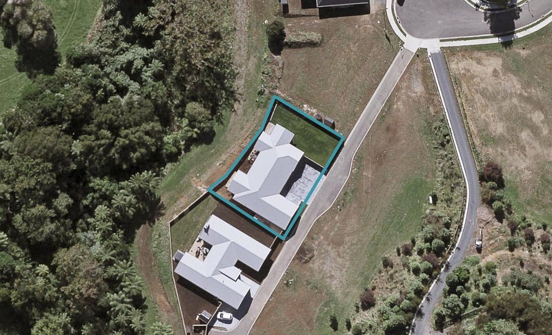 4 Okoare Lane, Ferndale, New Plymouth - Carousel 1