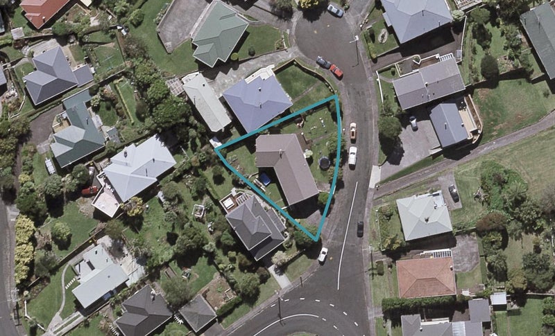 1 Hillcrest Street, Glen Avon, New Plymouth - Carousel 1